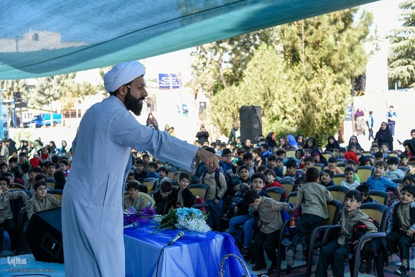 جشن دانش‌آموزان البرزی‎