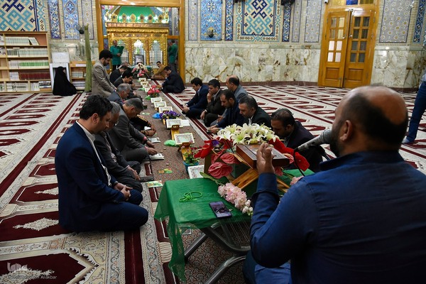 غبارروبی حرم امامزاده طاهر(ع)‎