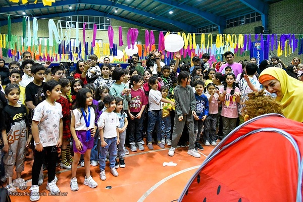 اولین جشنواره نقاشی کودکان استعداد فردیس‎