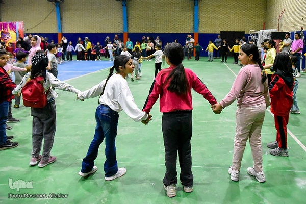 اولین جشنواره نقاشی کودکان استعداد فردیس‎