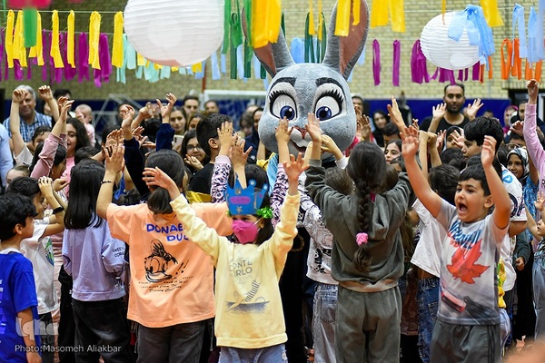 اولین جشنواره نقاشی کودکان استعداد فردیس‎