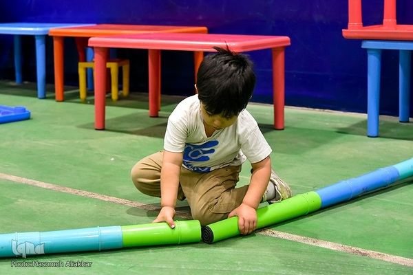 اولین جشنواره نقاشی کودکان استعداد فردیس‎