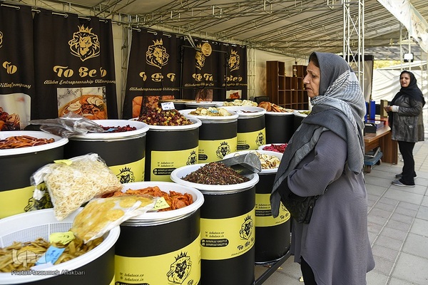 افتتاح دومین دوره بازارچه برکت در کرج