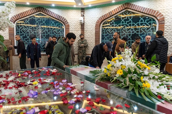 استقبال از ۶ شهید گمنام در کرج