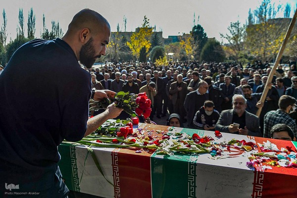 تشییع شهید گمنام در دانشگاه آزاد اسلامی واحد کرج