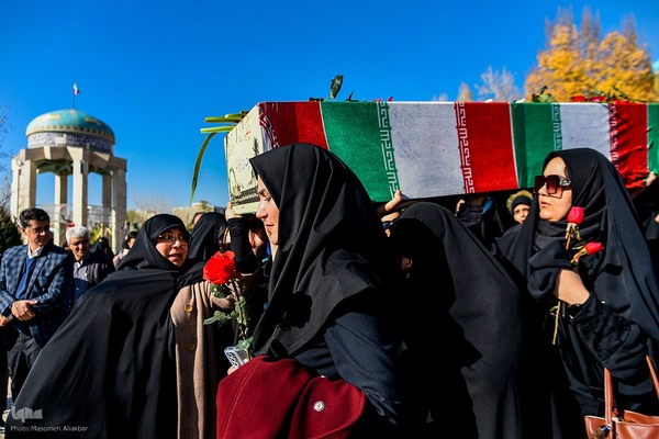 تشییع شهید گمنام در دانشگاه آزاد اسلامی واحد کرج