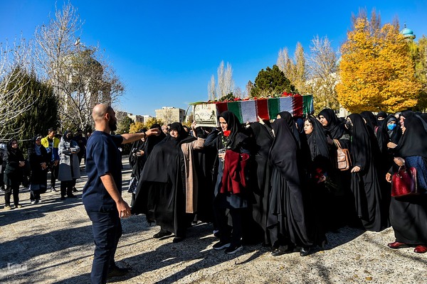 تشییع شهید گمنام در دانشگاه آزاد اسلامی واحد کرج