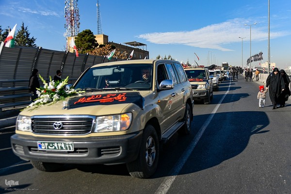 تشییع ۶ شهید گمنام دوران دفاع مقدس در البرز