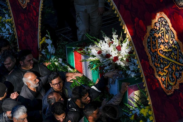 تشییع ۶ شهید گمنام دوران دفاع مقدس در البرز