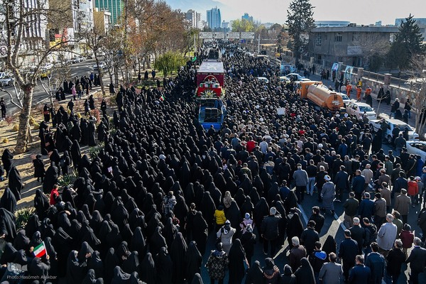 تشییع ۶ شهید گمنام دوران دفاع مقدس در البرز