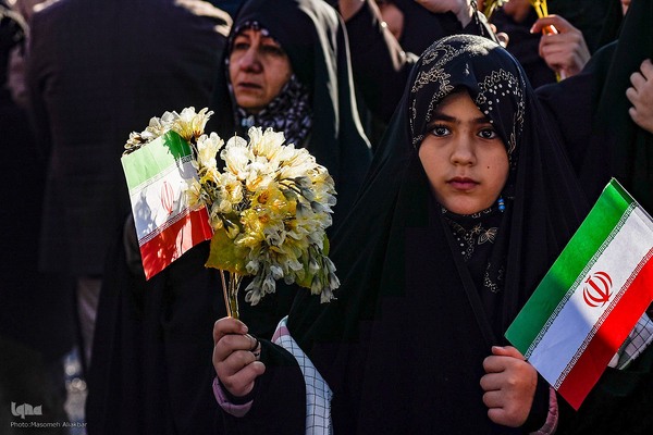 تشییع ۶ شهید گمنام دوران دفاع مقدس در البرز