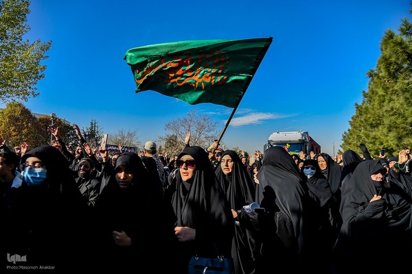 تشییع ۶ شهید گمنام دوران دفاع مقدس در البرز