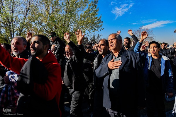 تشییع ۶ شهید گمنام دوران دفاع مقدس در البرز