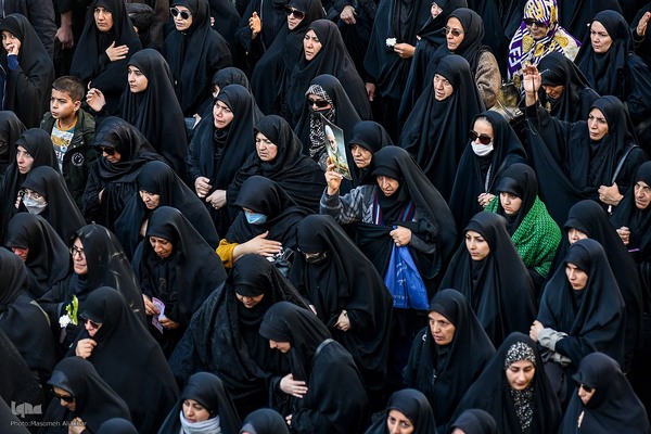 تشییع ۶ شهید گمنام دوران دفاع مقدس در البرز