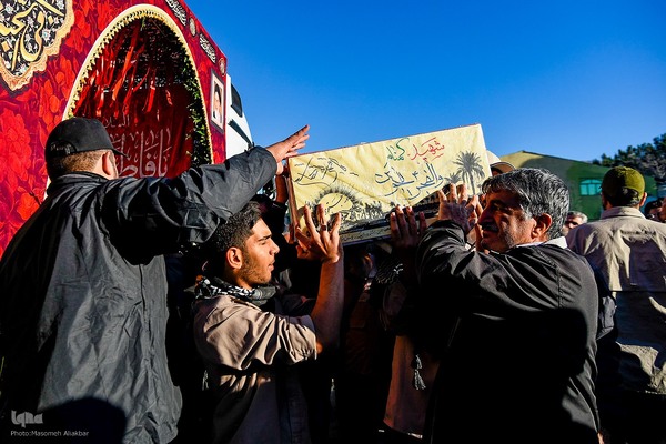 تشییع ۶ شهید گمنام دوران دفاع مقدس در البرز