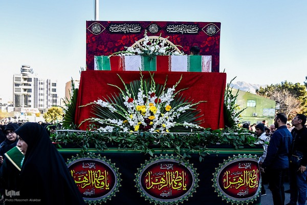 تشییع ۶ شهید گمنام دوران دفاع مقدس در البرز