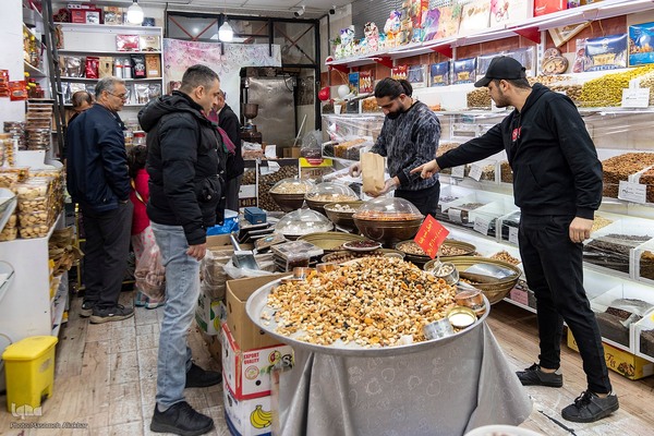 خرید شب یلدا در کرج