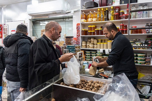 خرید شب یلدا در کرج