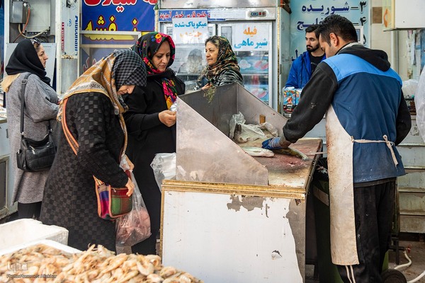 خرید شب یلدا در کرج