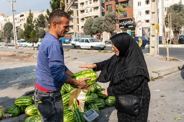 خرید شب یلدا در کرج