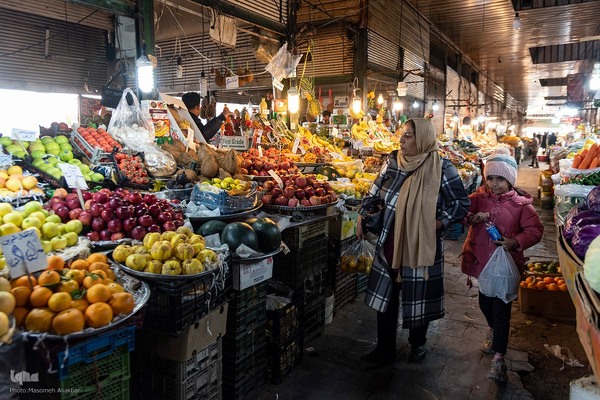 خرید شب یلدا در کرج