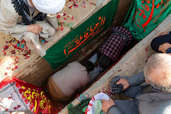 تشییع و تدفین شهید گمنام 17 ساله در کرج