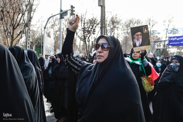 راهپیمایی مردم کرج در محکومیت حمله تروریستی کرمان‎