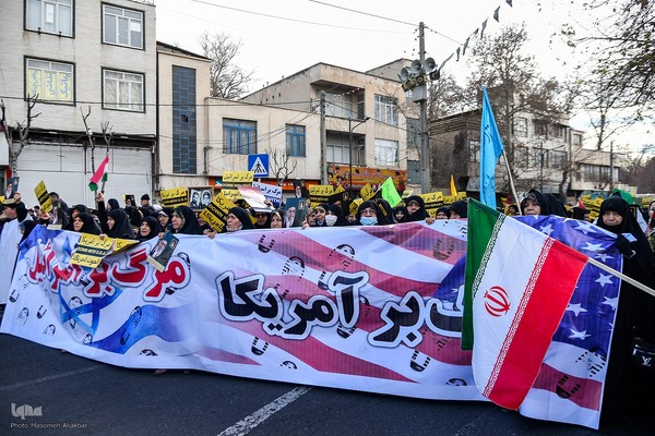 راهپیمایی مردم کرج در محکومیت حمله تروریستی کرمان‎
