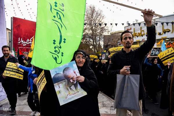 راهپیمایی مردم کرج در محکومیت حمله تروریستی کرمان‎