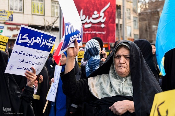 راهپیمایی مردم کرج در محکومیت حمله تروریستی کرمان‎