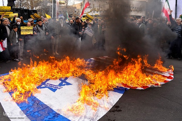 راهپیمایی مردم کرج در محکومیت حمله تروریستی کرمان‎