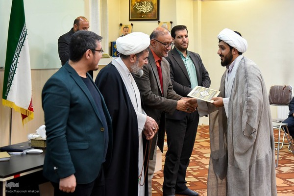 نشست مدیران قرآنی استان البرز‎