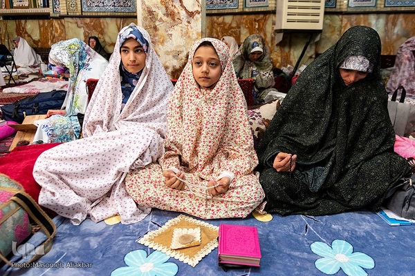 مراسم اعتکاف در مسجد جامع رجایی شهر کرج