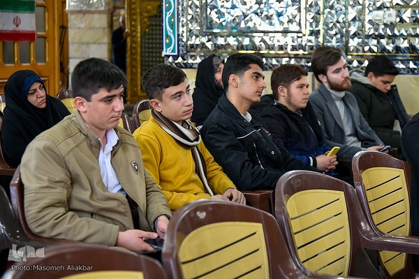 مراسم غبارروبی گلزار شهدای امامزاده محمد(ع) کرج با حضور قرآنیان بسیجی البرز‎