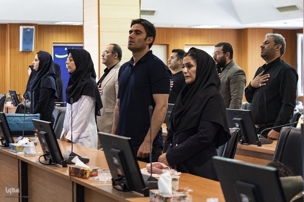 پرچم‌گردانی حرم مطهر امام رضا (ع) در مجتمع تحقیقاتی شهدای جهاددانشگاهی