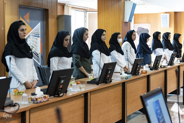 پرچم‌گردانی حرم مطهر امام رضا (ع) در مجتمع تحقیقاتی شهدای جهاددانشگاهی