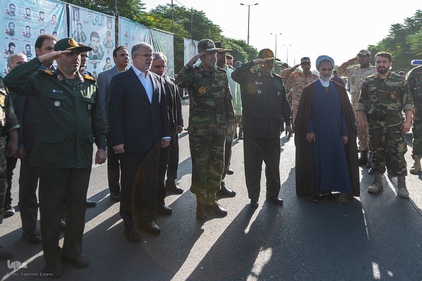 رژه نیروهای مسلح