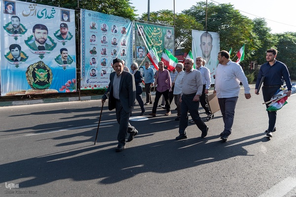 رژه نیروهای مسلح