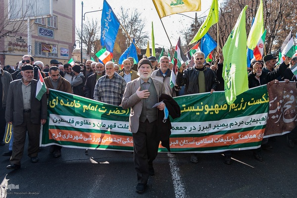 راهپیمایی جمعه نصر در کرج