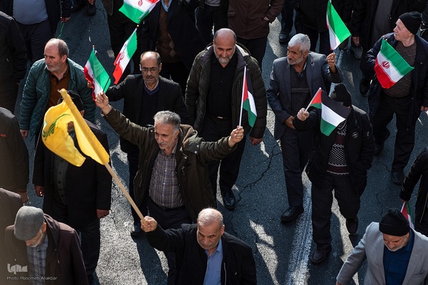 راهپیمایی جمعه نصر در کرج