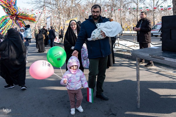 راهپیمایی ۲۲ بهمن در کرج‎