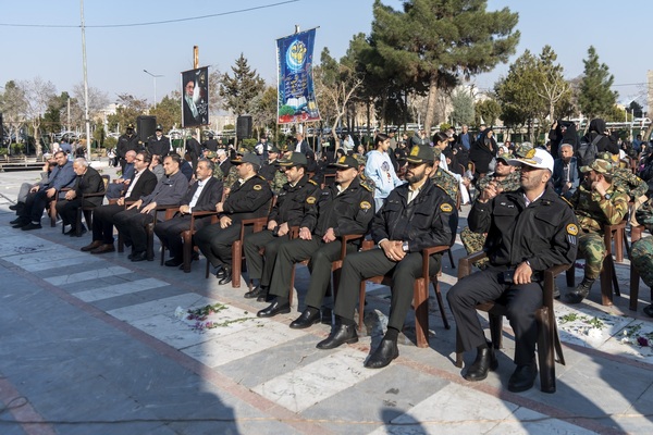 گلباران گلزار شهدای امامزاده محمد کرج‎