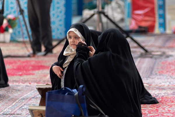 جزء‌خوانی قرآن در مصلای کرج‎