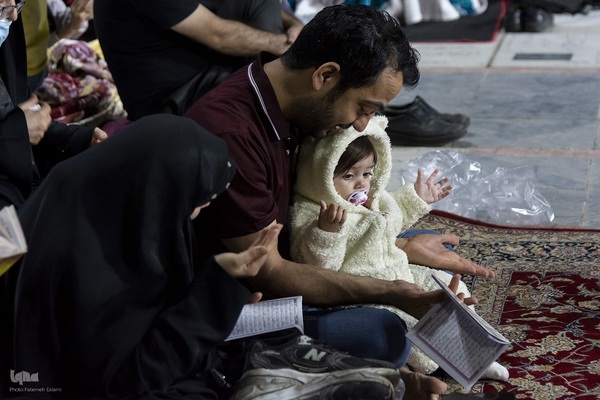 شب نوزدهم ماه مبارک رمضان در امامزاده محمد(ع) کرج‎