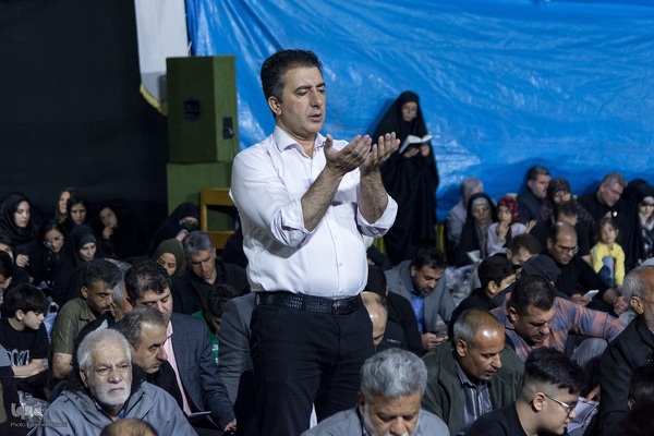 شب نوزدهم ماه مبارک رمضان در امامزاده محمد(ع) کرج‎