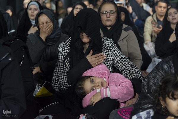 شب نوزدهم ماه مبارک رمضان در امامزاده محمد(ع) کرج‎