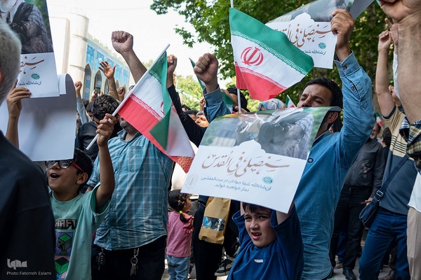 راهپیمایی مردم کرج علیه تهاجم رژیم صهیونیستی به ایران‎