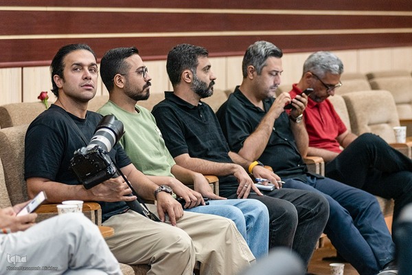 نشست صمیمی استاندار البرز با اصحاب رسانه‎