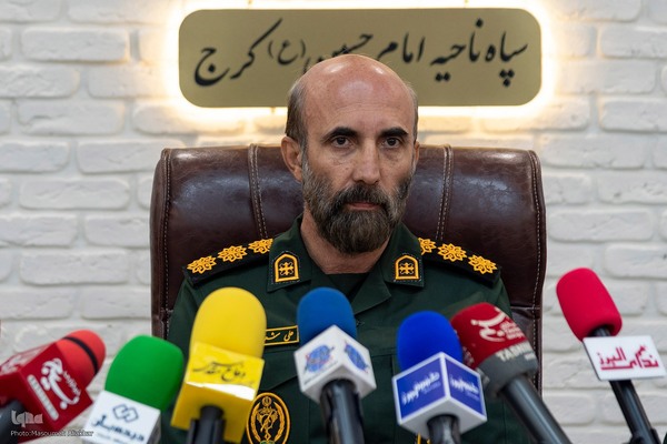 نشست خبری فرمانده سپاه کرج به مناسبت هفته دفاع مقدس‎