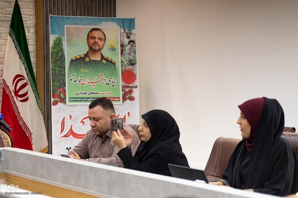 نشست خبری فرمانده سپاه کرج به مناسبت هفته دفاع مقدس‎